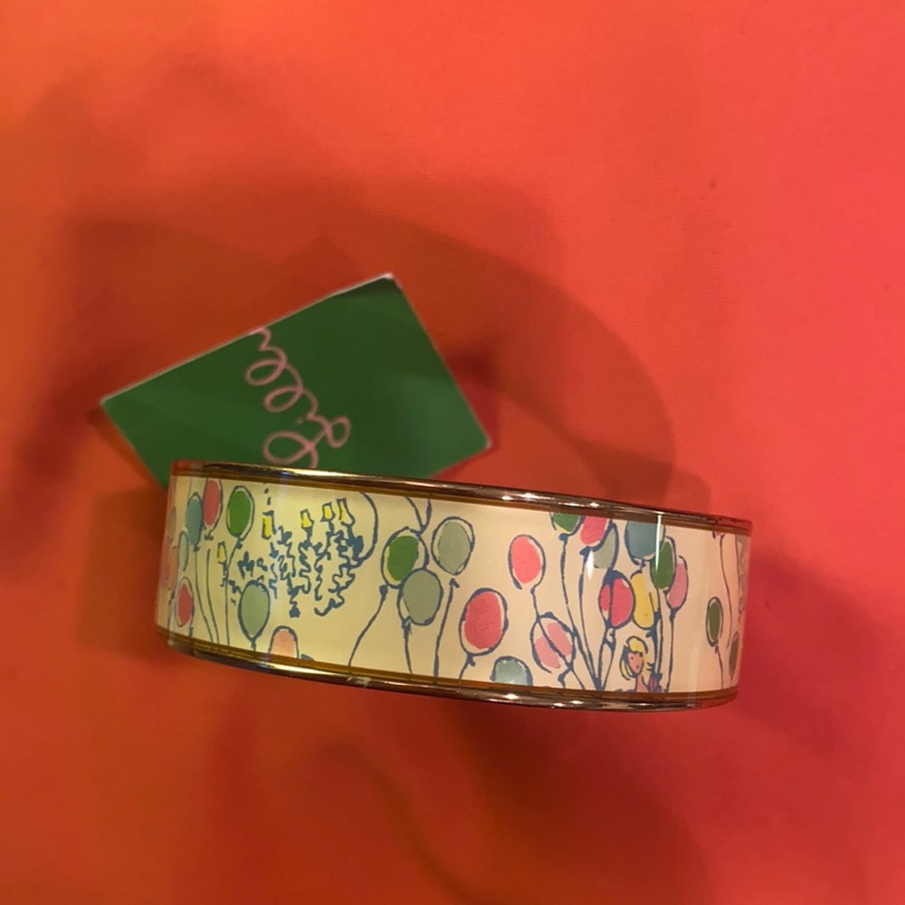 Bangle with partial tag, never worn!